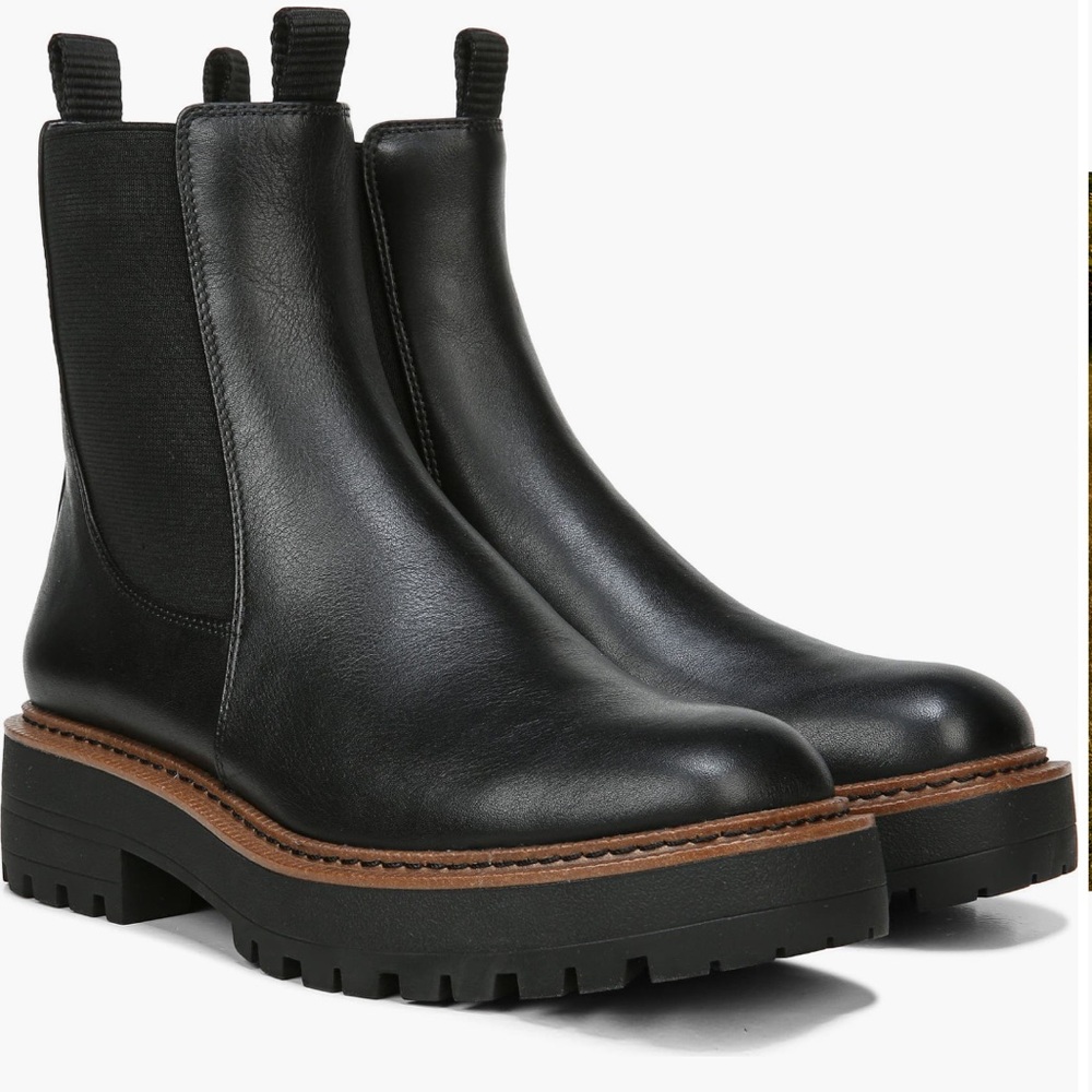 NWOB Sam Edelman Laguna Waterproof Lug Sole Chelsea Boot